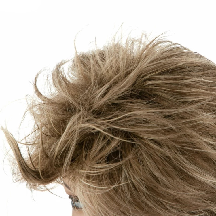 کلاه گیس مدل کرنلی برند ساتورا، مناسب برای استایل مدرن و شیک، قابلیت حالتدهی کامل