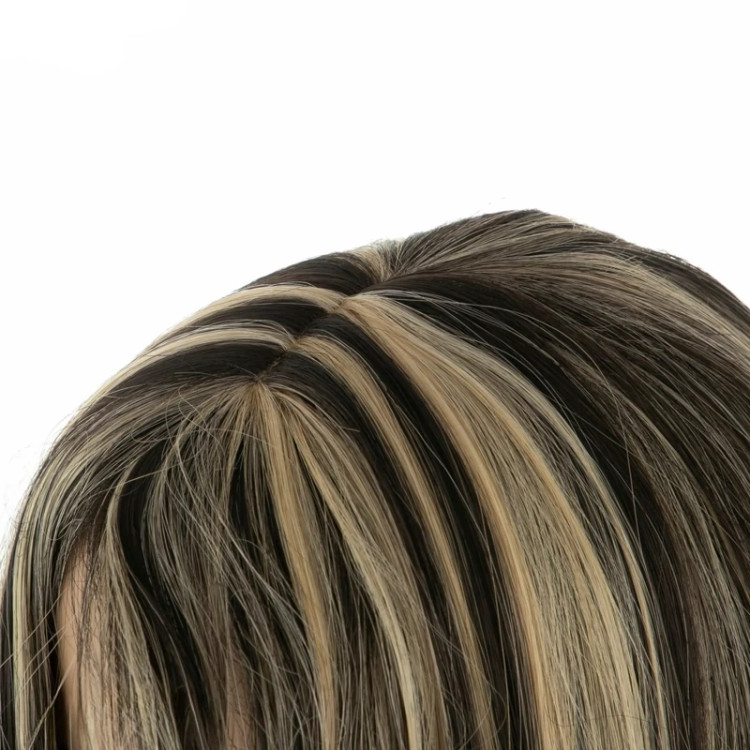 تصویر کامل از کلاه گیس مدل BRO 743A، با رنگ هایلایت بلوند پرطرفدار، برای ظاهری عمقدار